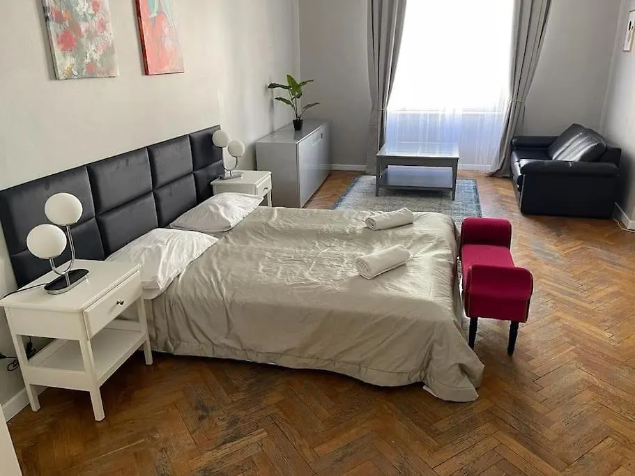 Florianska Grand Apartment-1